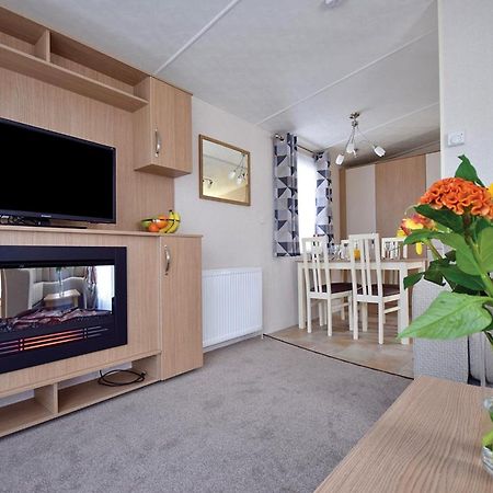 Mercury Yacht Harbour And Holiday Park Lower Swanwick Екстериор снимка