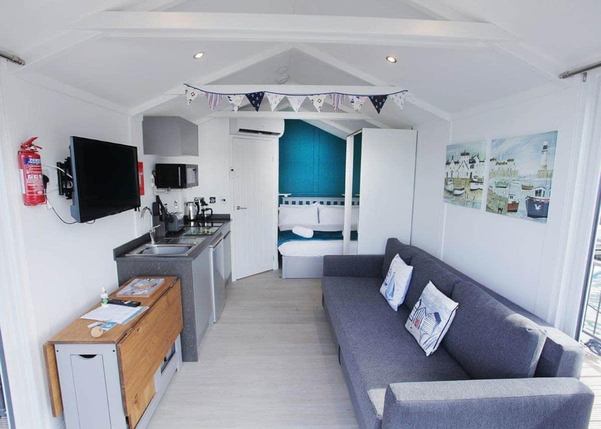 Mercury Yacht Harbour And Holiday Park Lower Swanwick Екстериор снимка