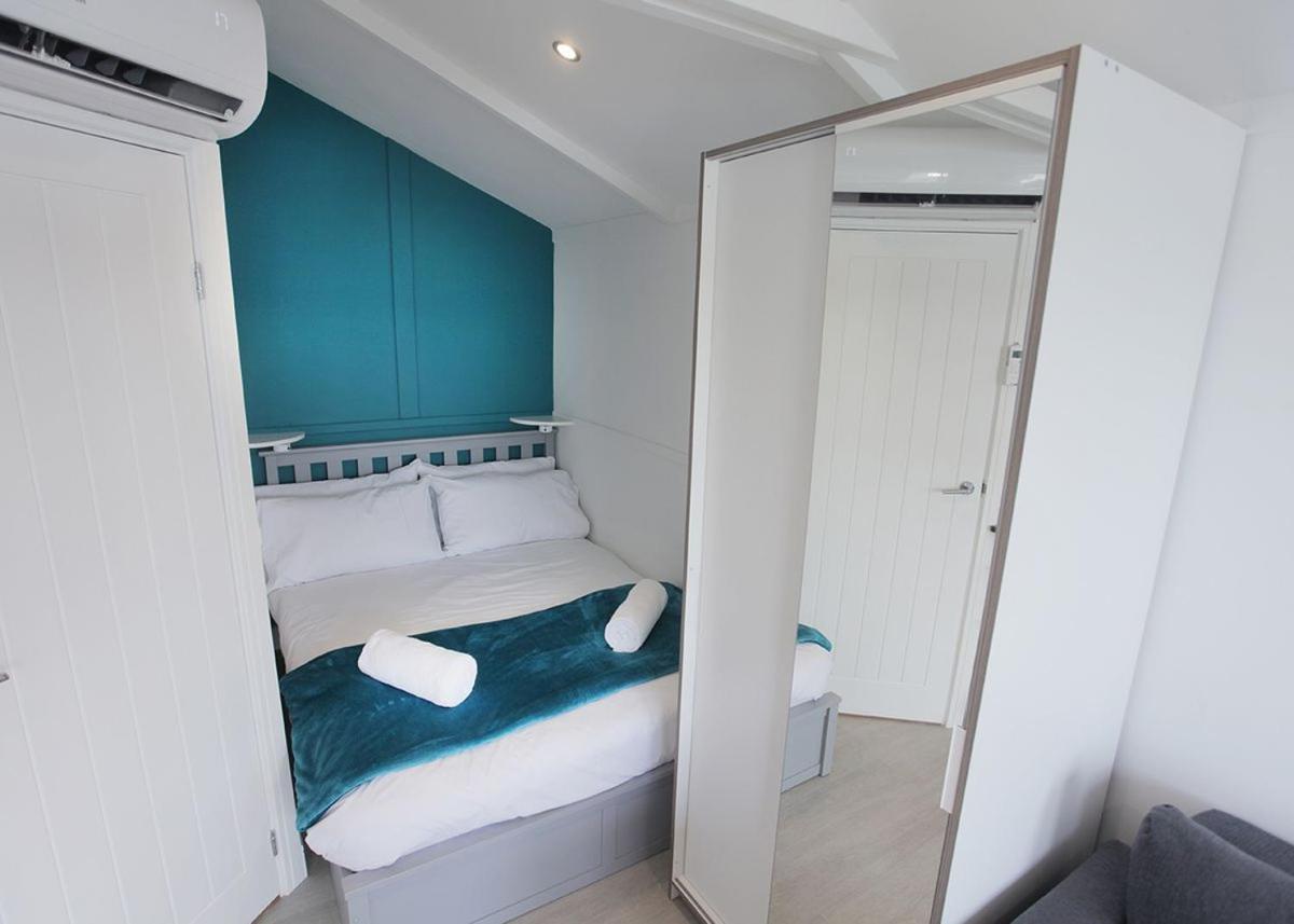 Mercury Yacht Harbour And Holiday Park Lower Swanwick Екстериор снимка