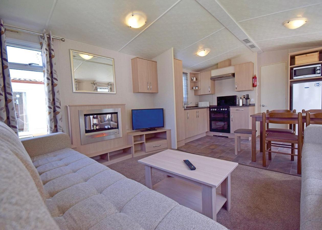 Mercury Yacht Harbour And Holiday Park Lower Swanwick Екстериор снимка